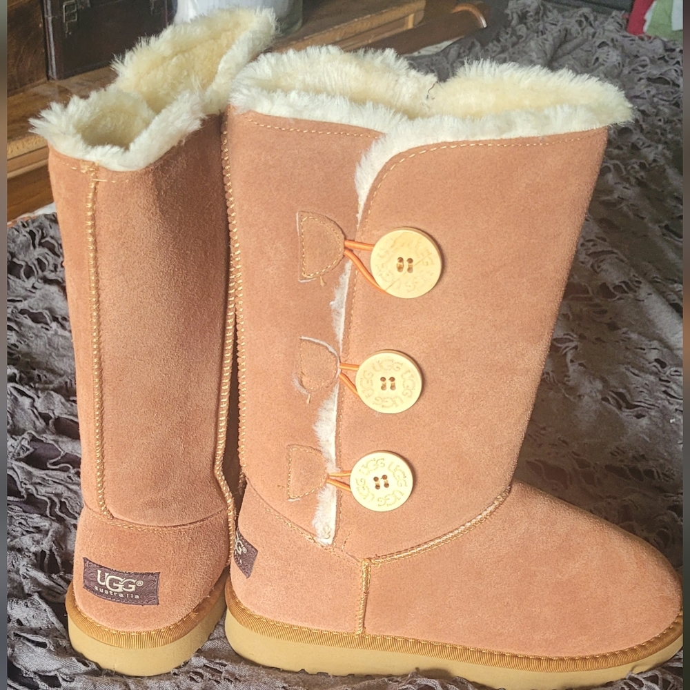 New no Tag UGG boots